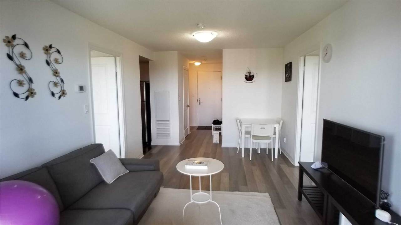 2015 Sheppard Ave - Photo 1