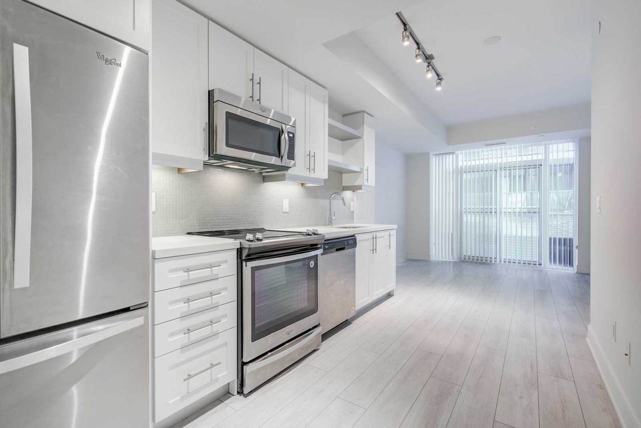525 Adelaide St - Photo 1