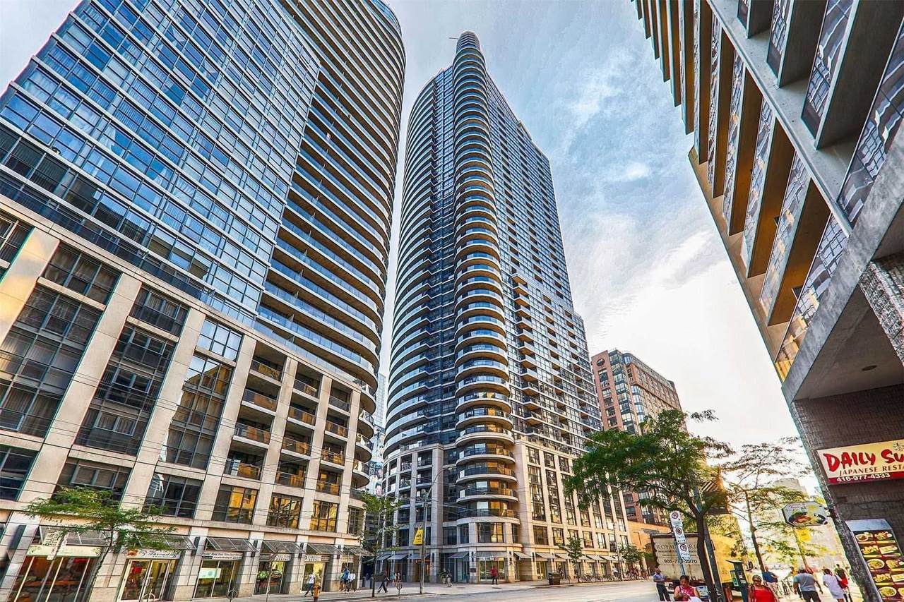 21 Carlton St - Photo 1