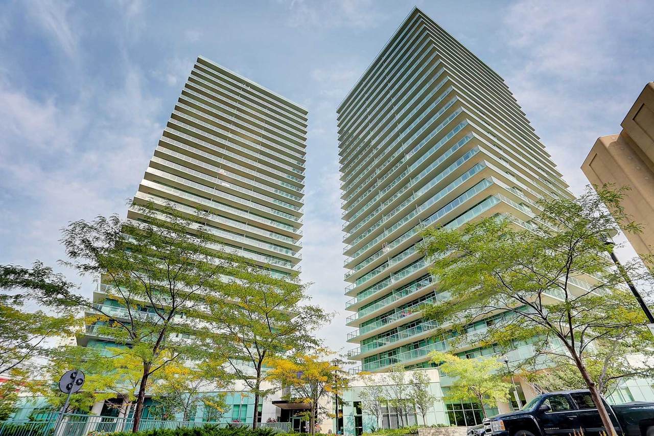 5500 Yonge St - Photo 1