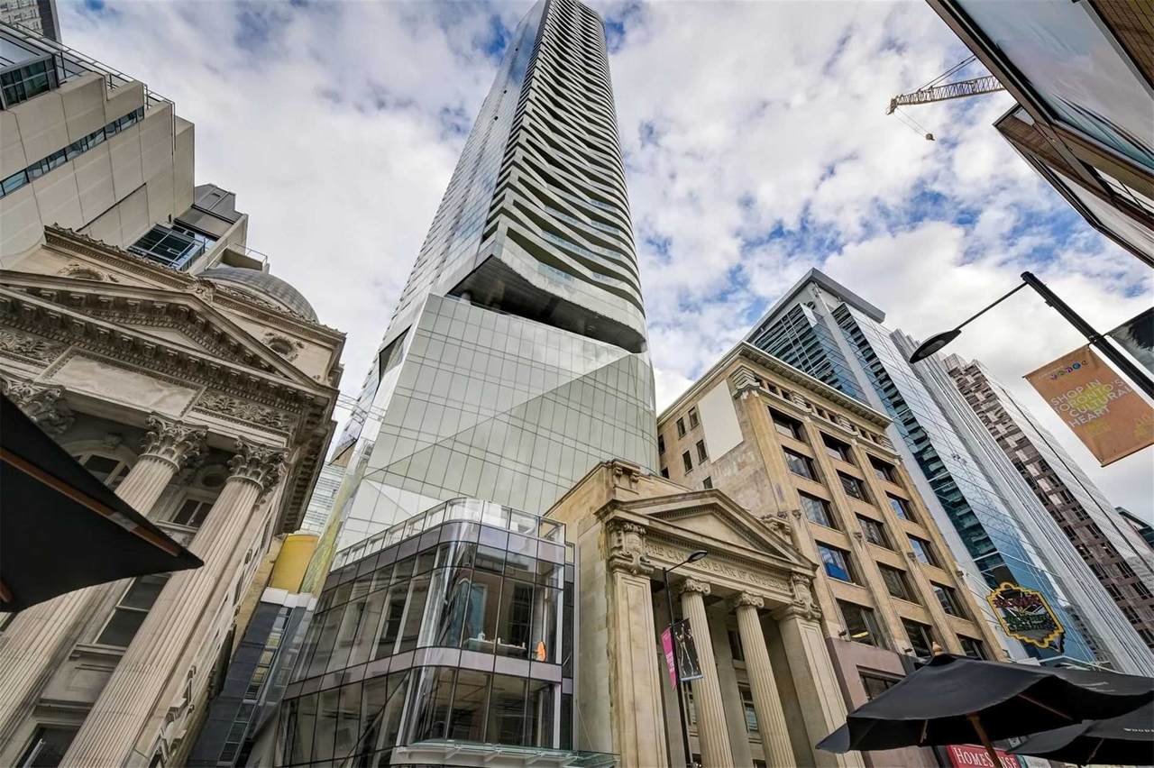 197 Yonge St - Photo 1
