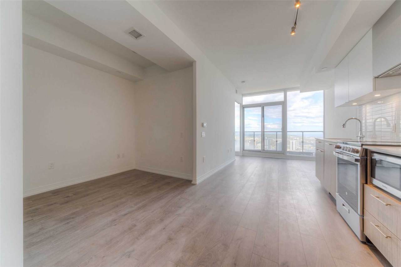 251 Jarvis St - Photo 1