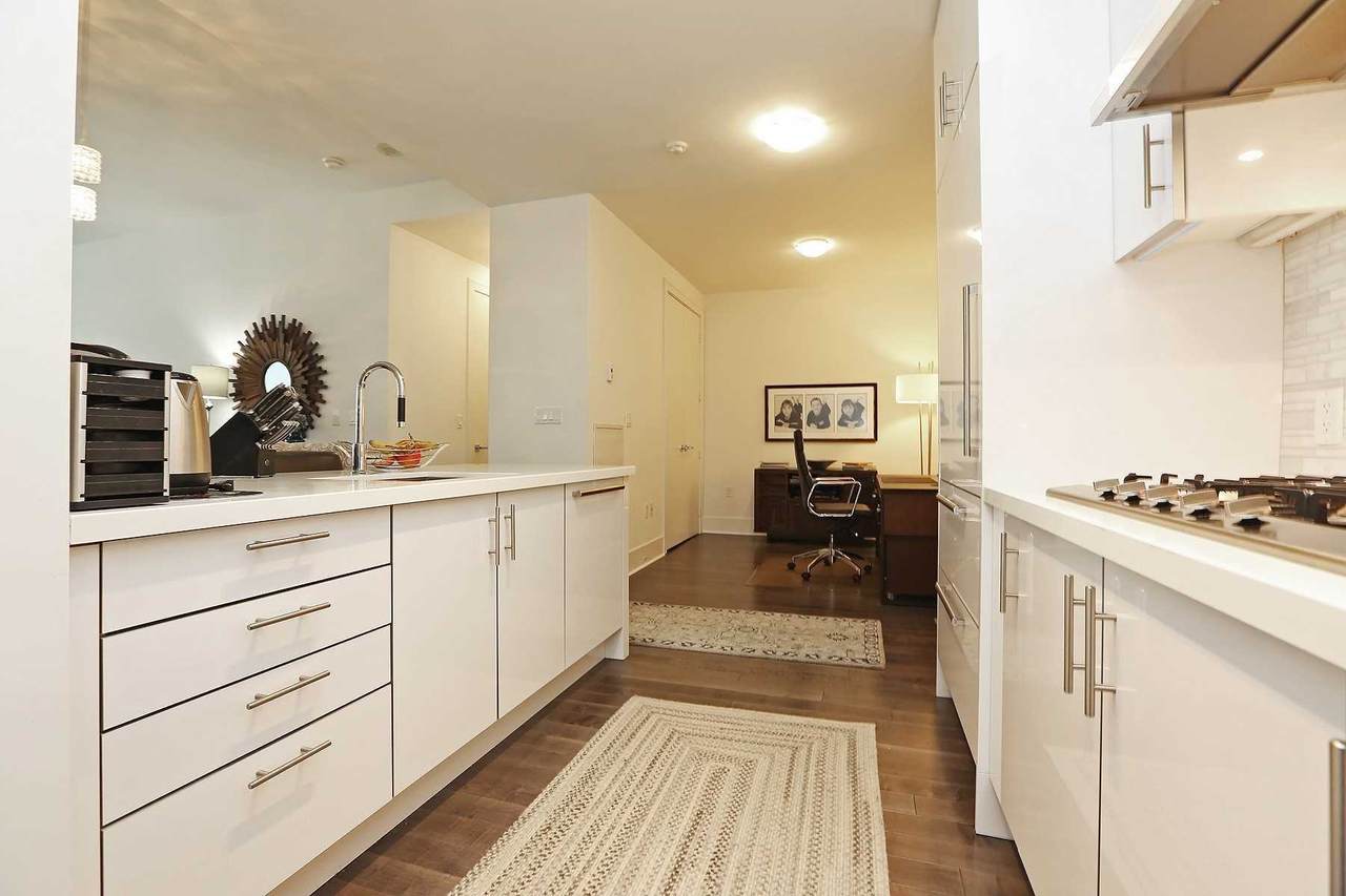 29 Queens Quay - Photo 1