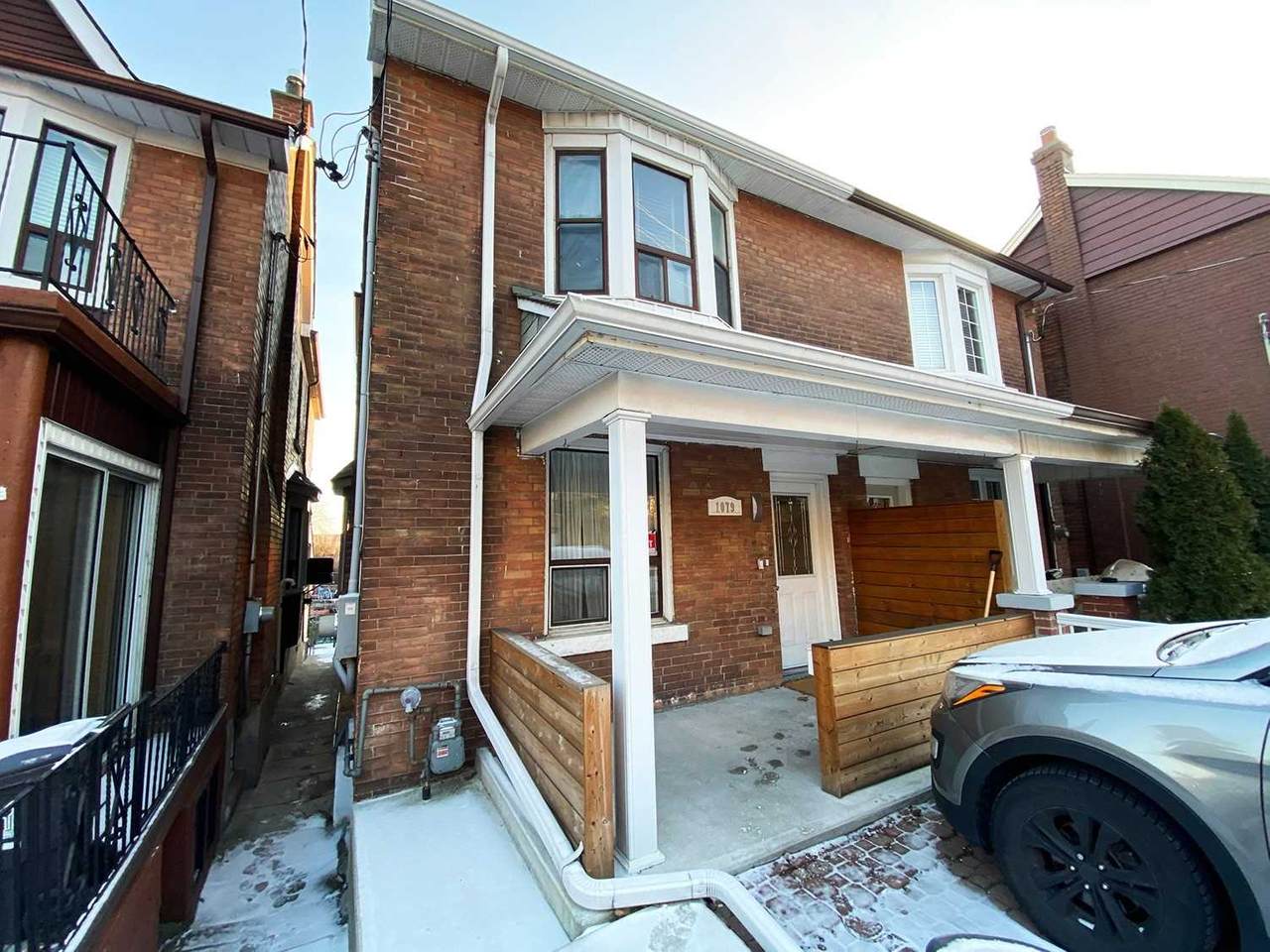1079 Davenport Rd - Photo 1