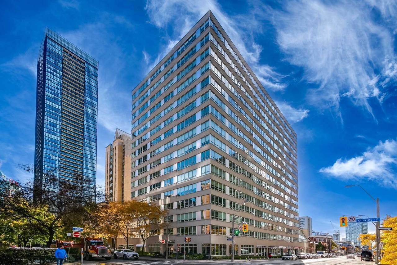 71 Charles St - Photo 1