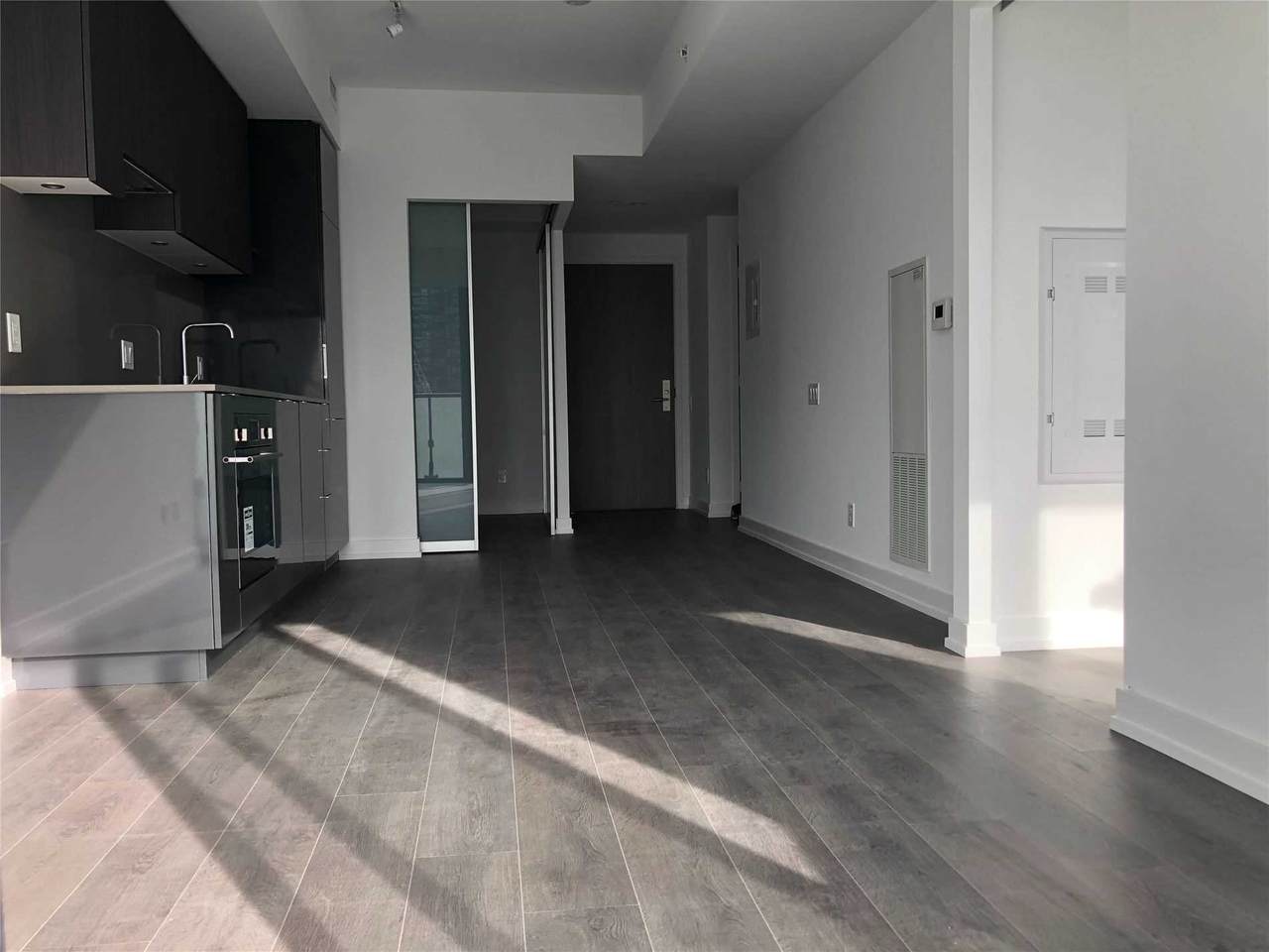161 Roehampton Ave - Photo 1