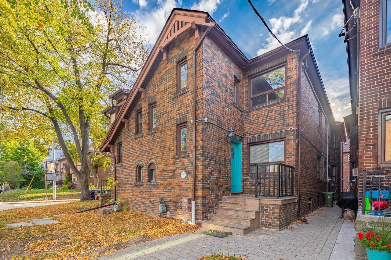 1084A Avenue Rd - Photo 1