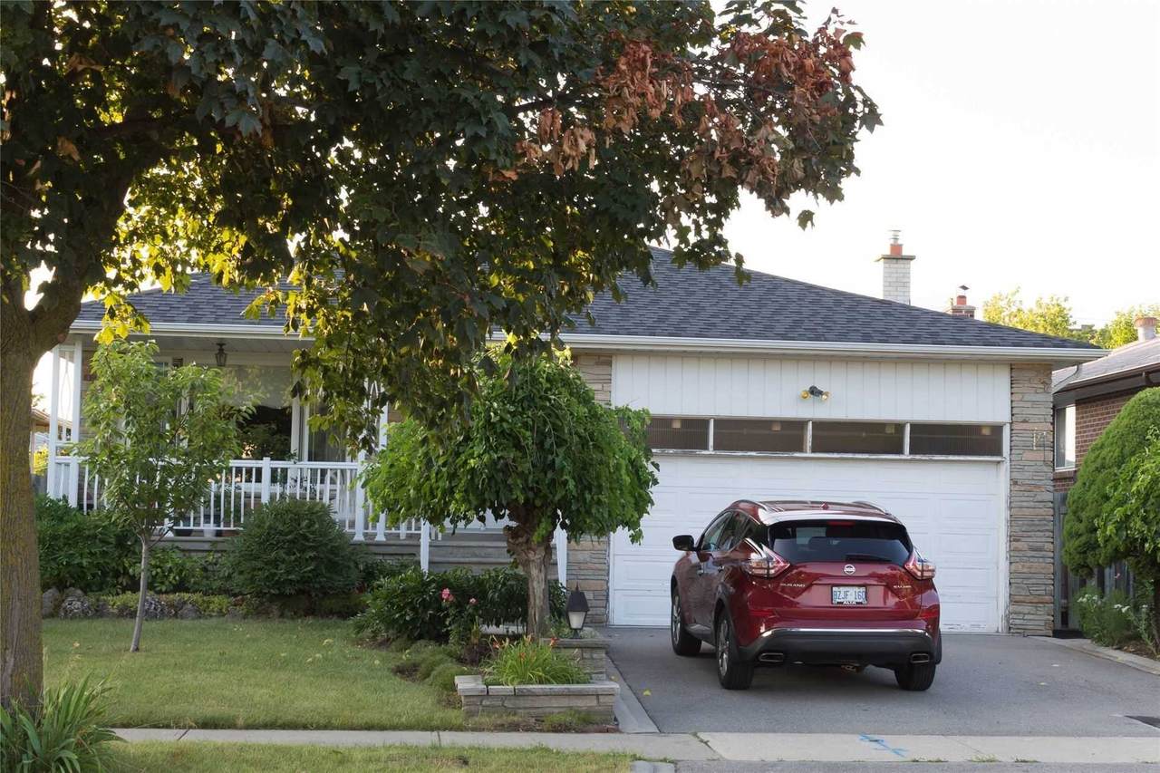 68 Bickerton Cres - Photo 1