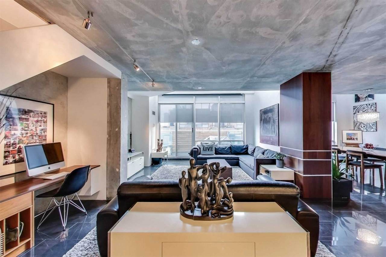 77 Lombard St - Photo 1