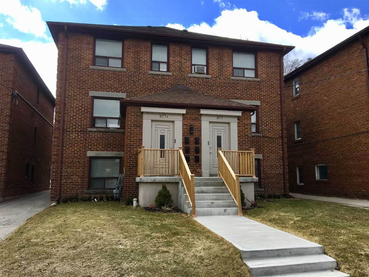 877 Millwood Rd - Photo 1