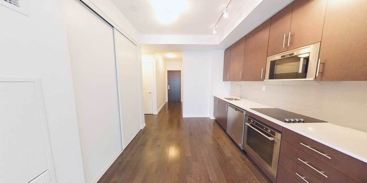 460 Adelaide St - Photo 1