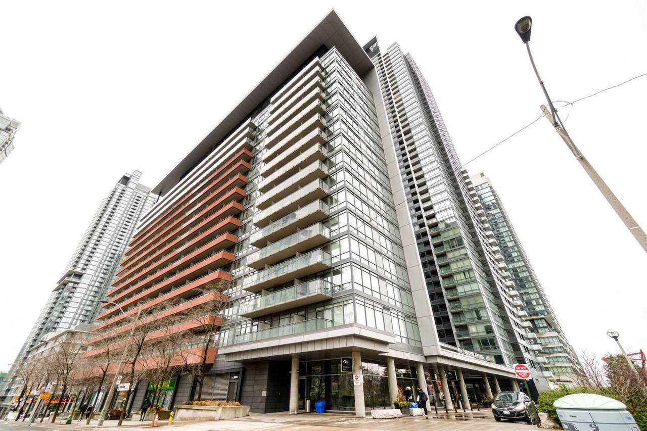 4K Spadina Ave - Photo 1