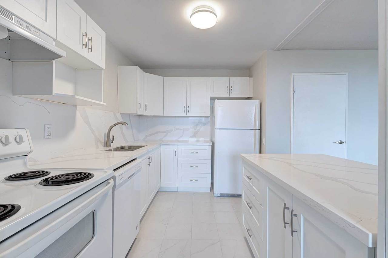 20 Edgecliff Gfwy - Photo 1