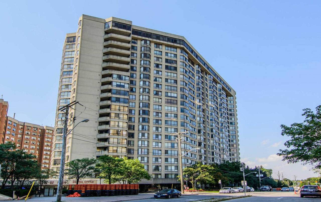 5444 Yonge St - Photo 1