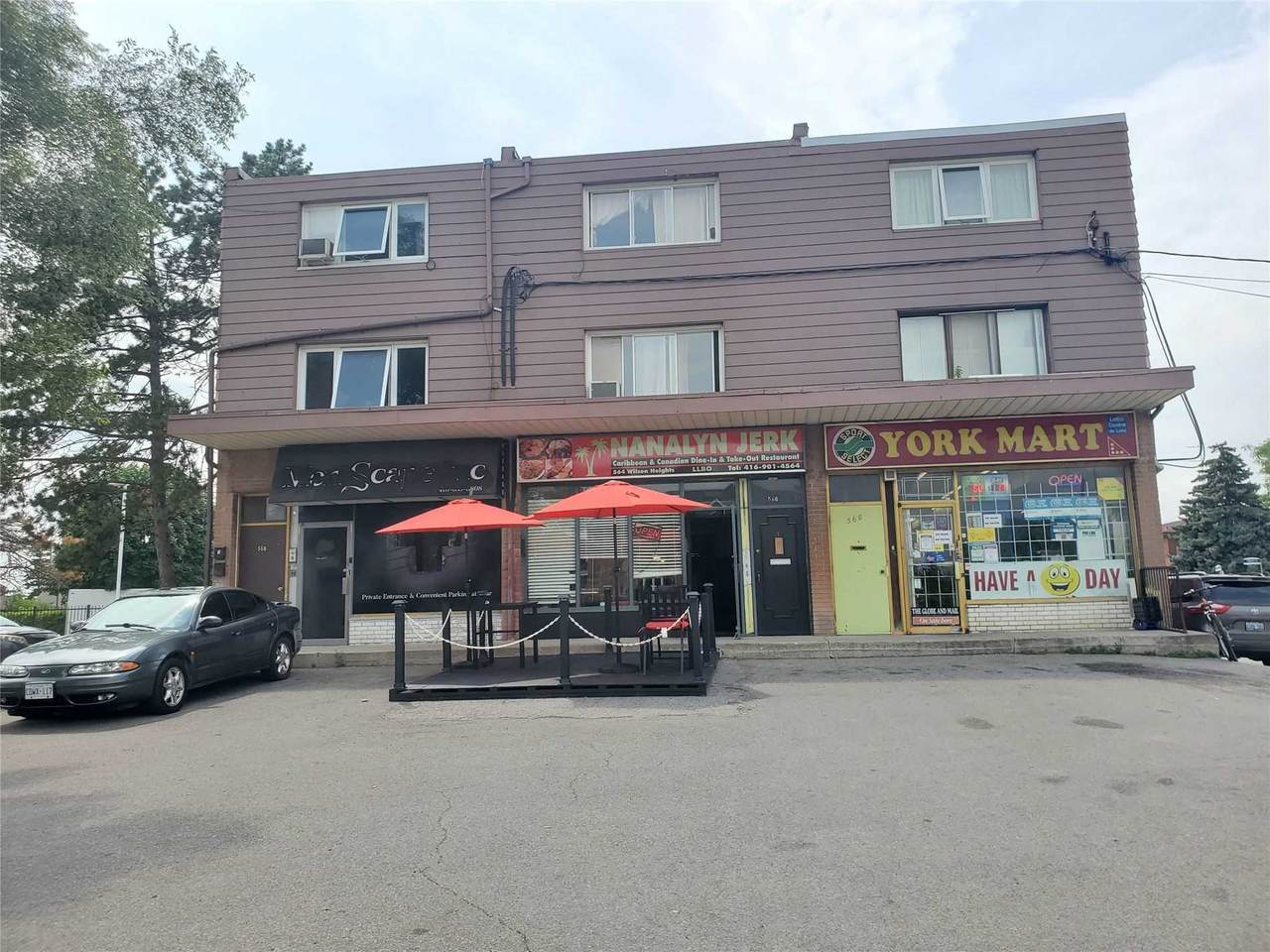 560-562 Wilson Heights Blvd - Photo 1