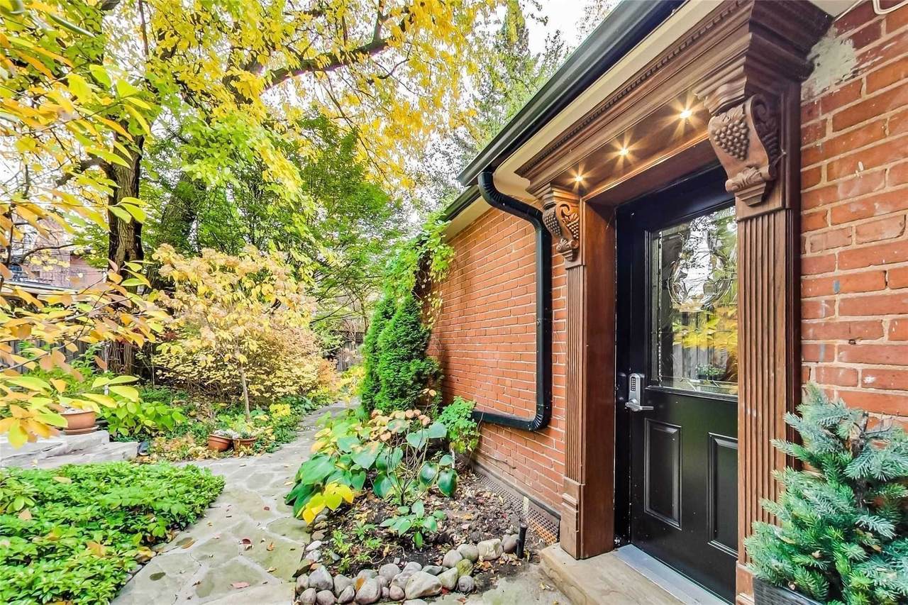 29 Scarth Rd - Photo 1