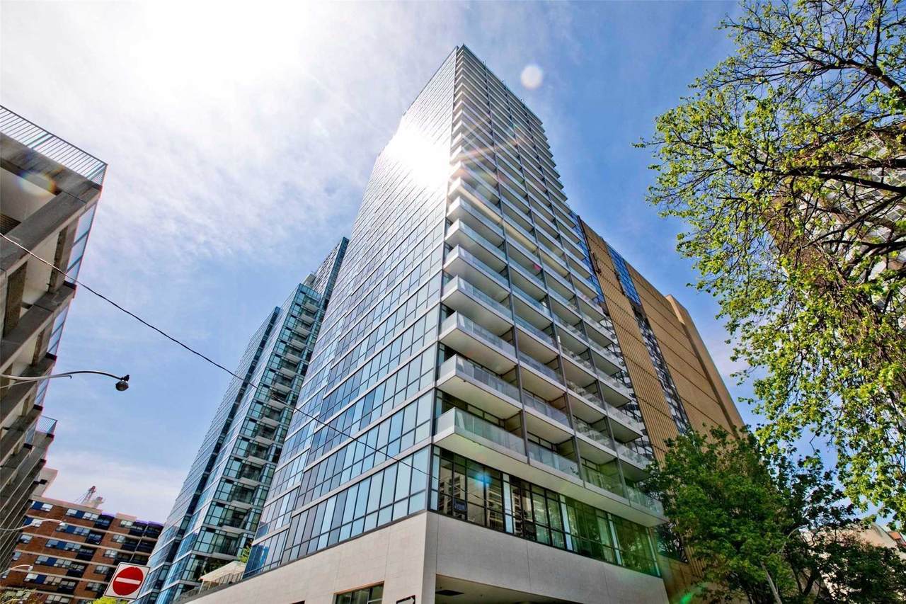 210 Simcoe St - Photo 1