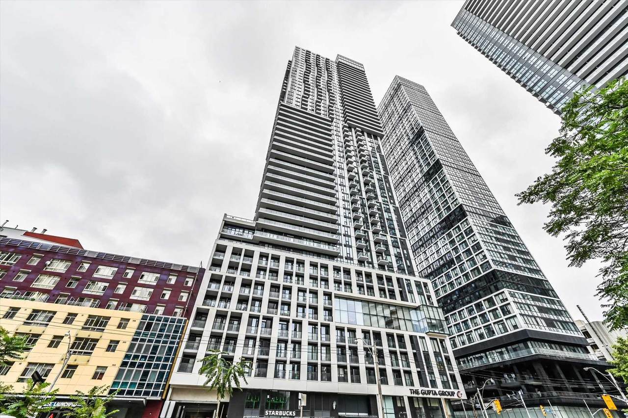 251 Jarvis St - Photo 1