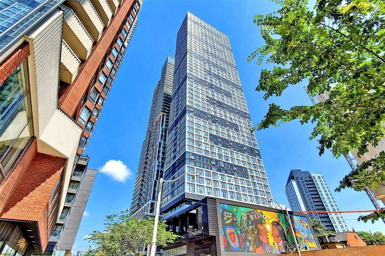 251 Jarvis St - Photo 1