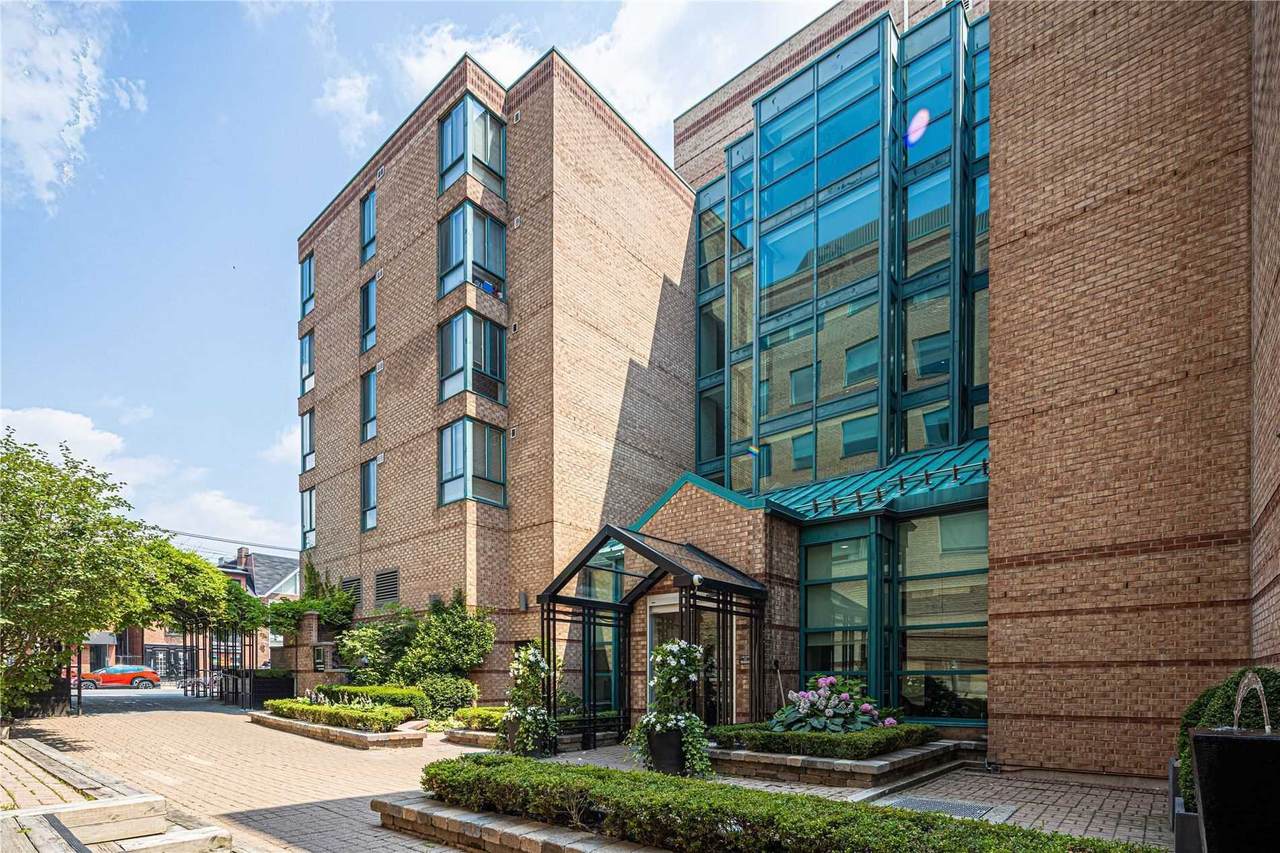 225 Davenport Rd - Photo 1