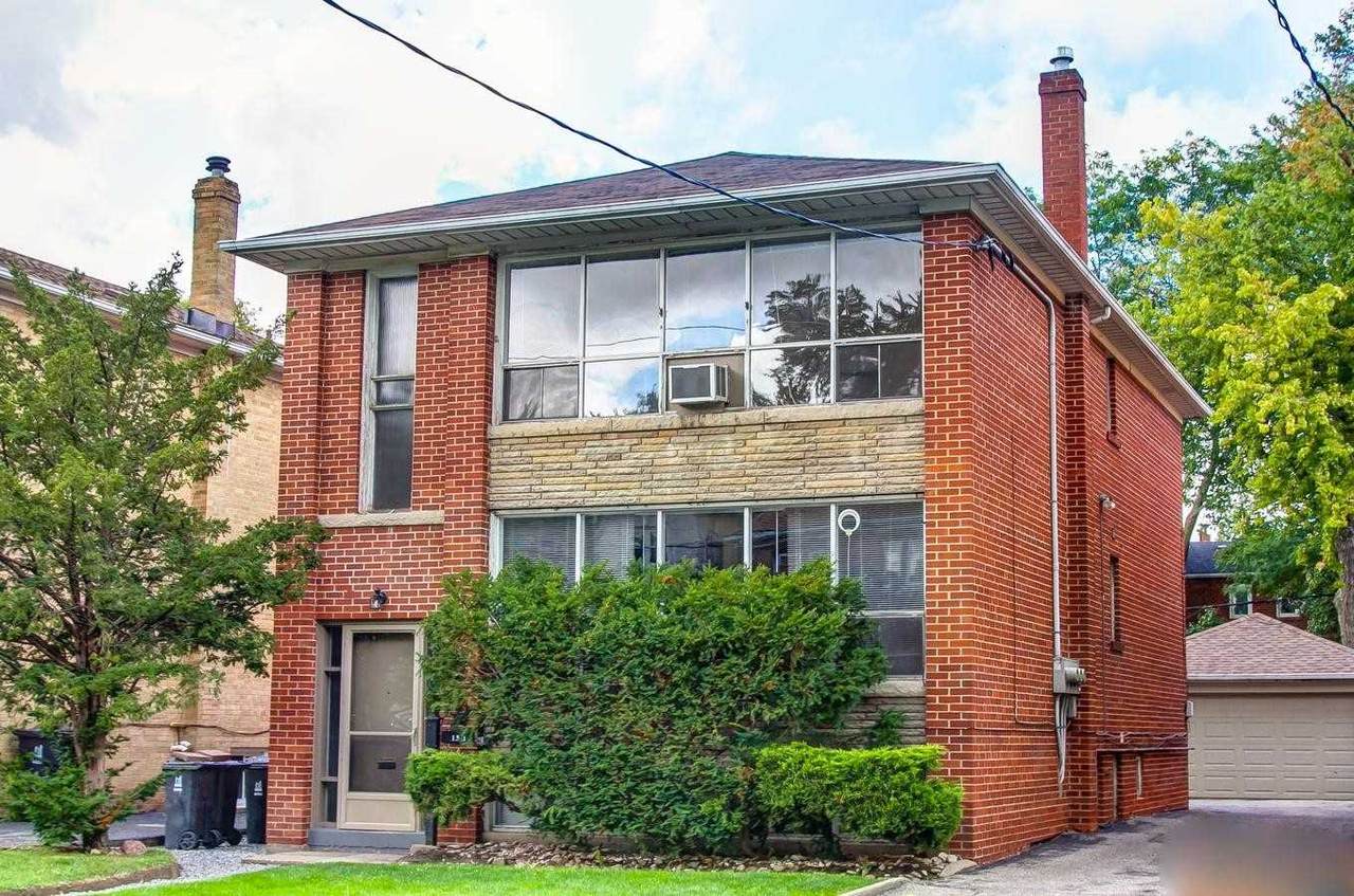 138 Woburn Ave - Photo 1