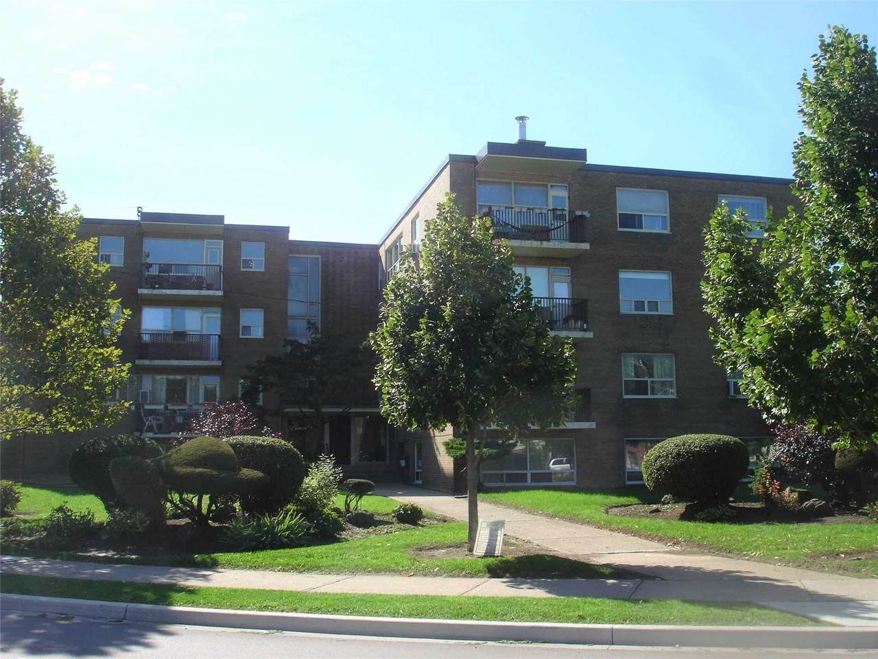 55 Neptune Dr - Photo 1