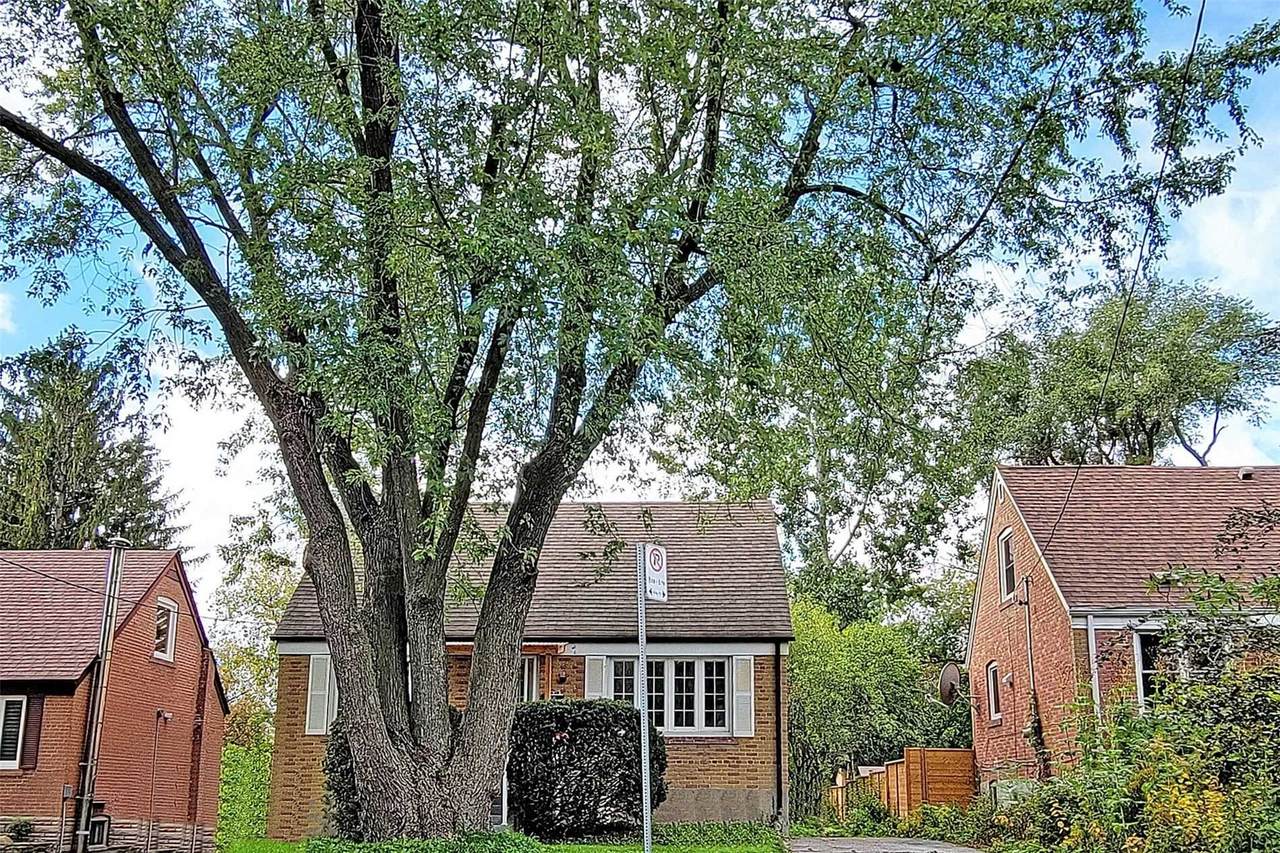 20 Kensington Ave - Photo 1