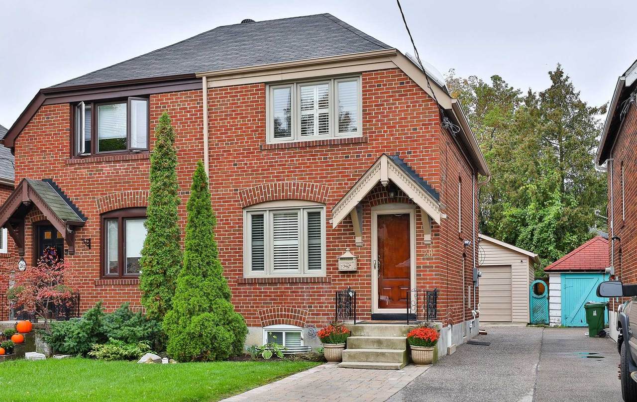 28 Glenbrae Ave - Photo 1
