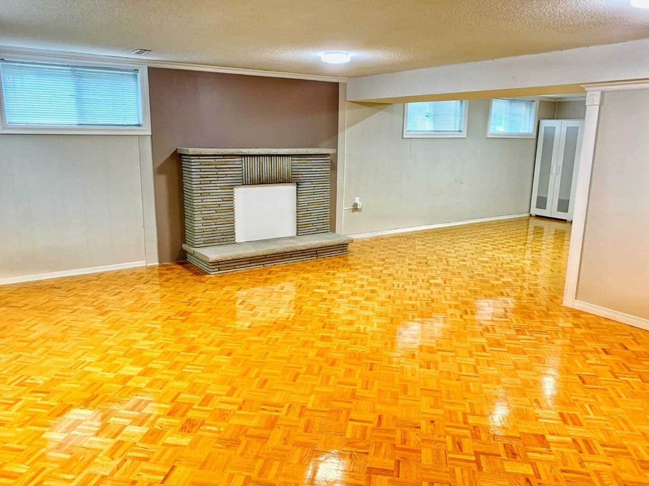 54 Charlton Blvd - Photo 1