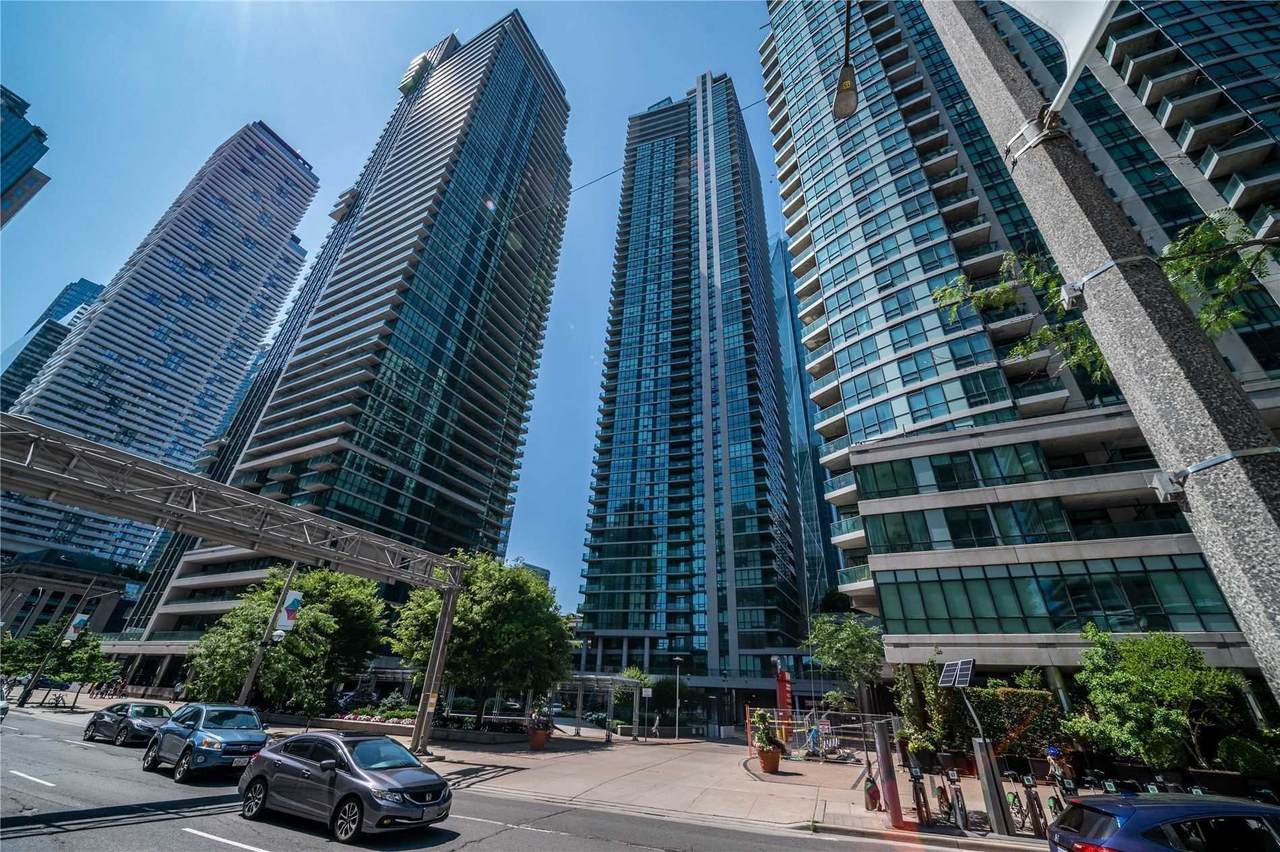 33 Bay St - Photo 1