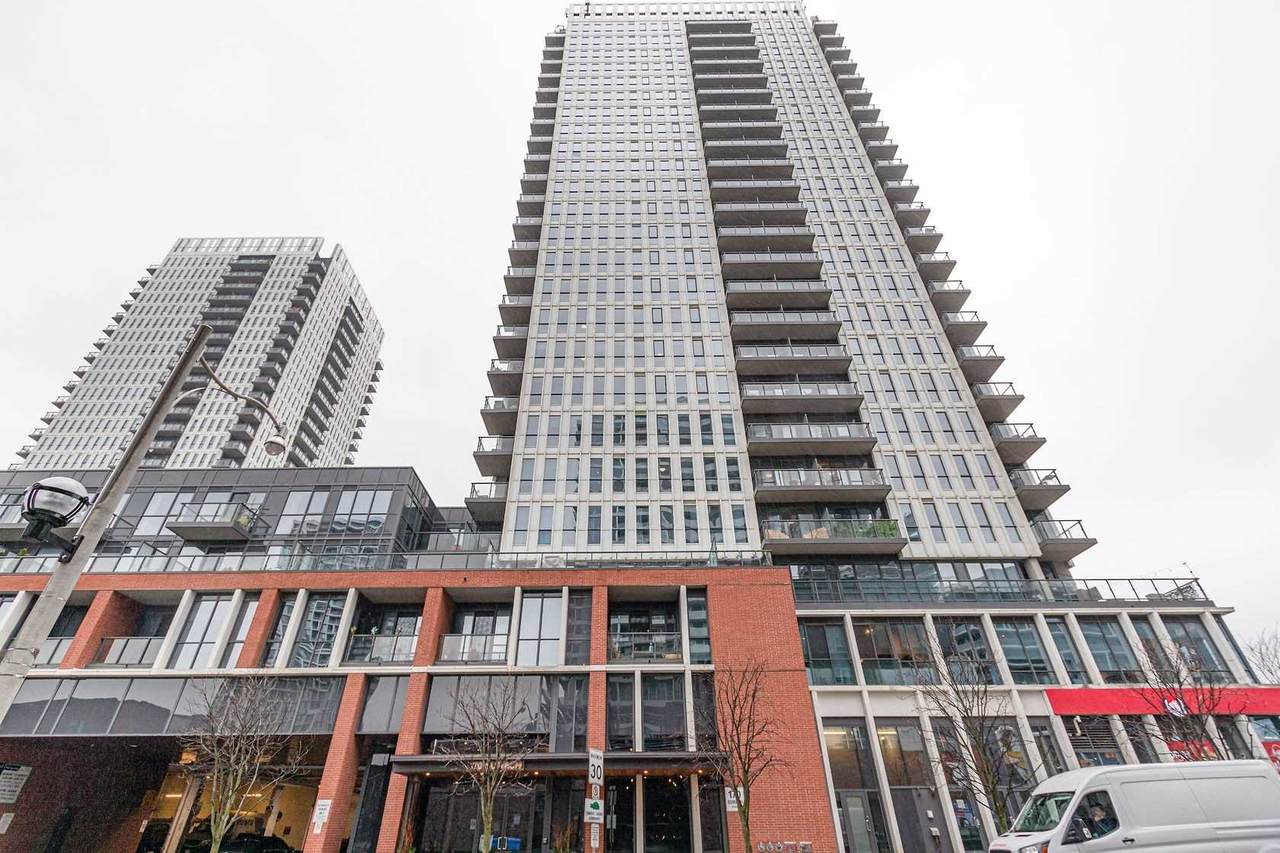 170 Sumach St - Photo 1
