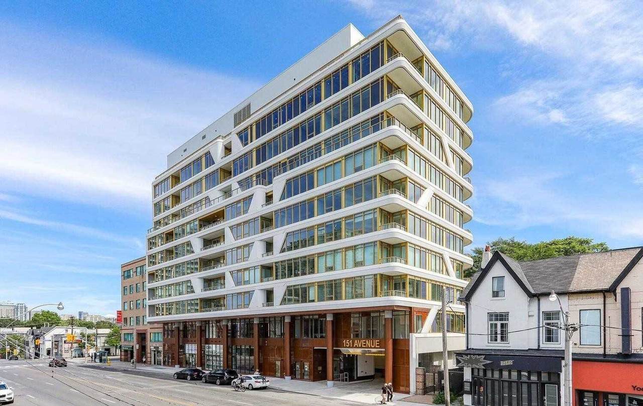 151 Avenue Rd - Photo 1