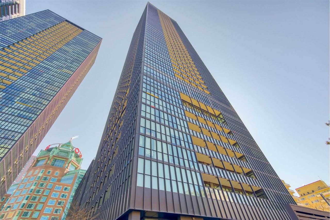101 Charles St - Photo 1