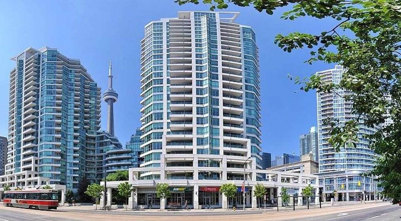230 Queens Quay - Photo 1