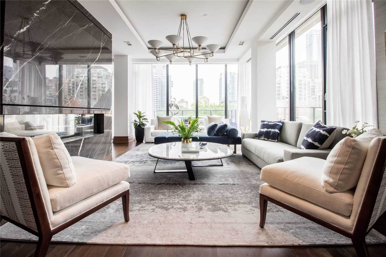 36 Hazelton Ave - Photo 1