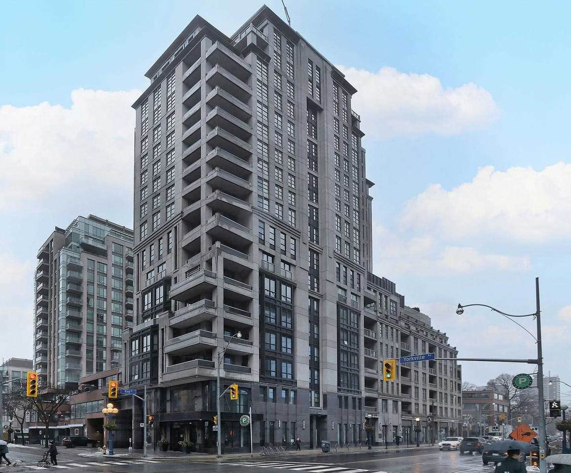 68 Yorkville Ave - Photo 1
