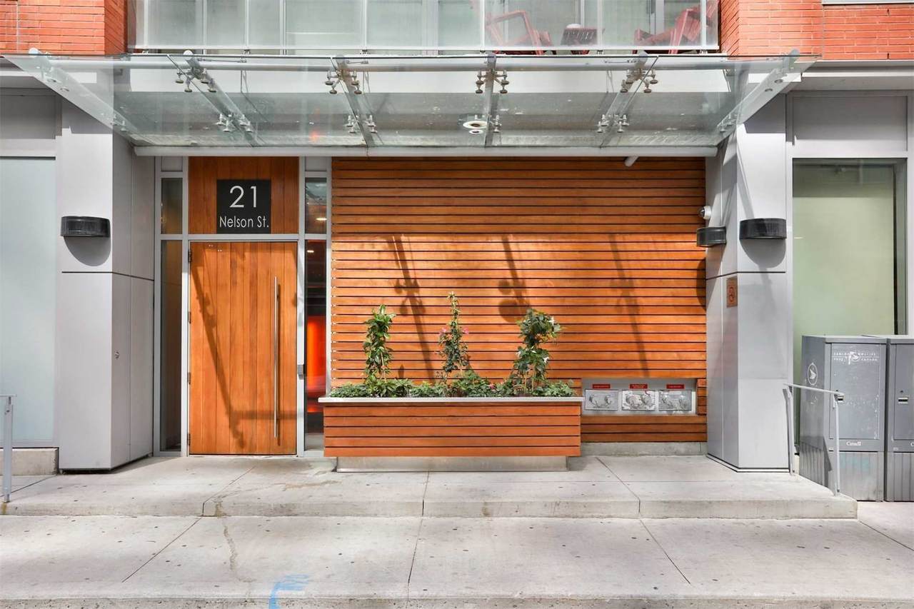 21 Nelson St - Photo 1