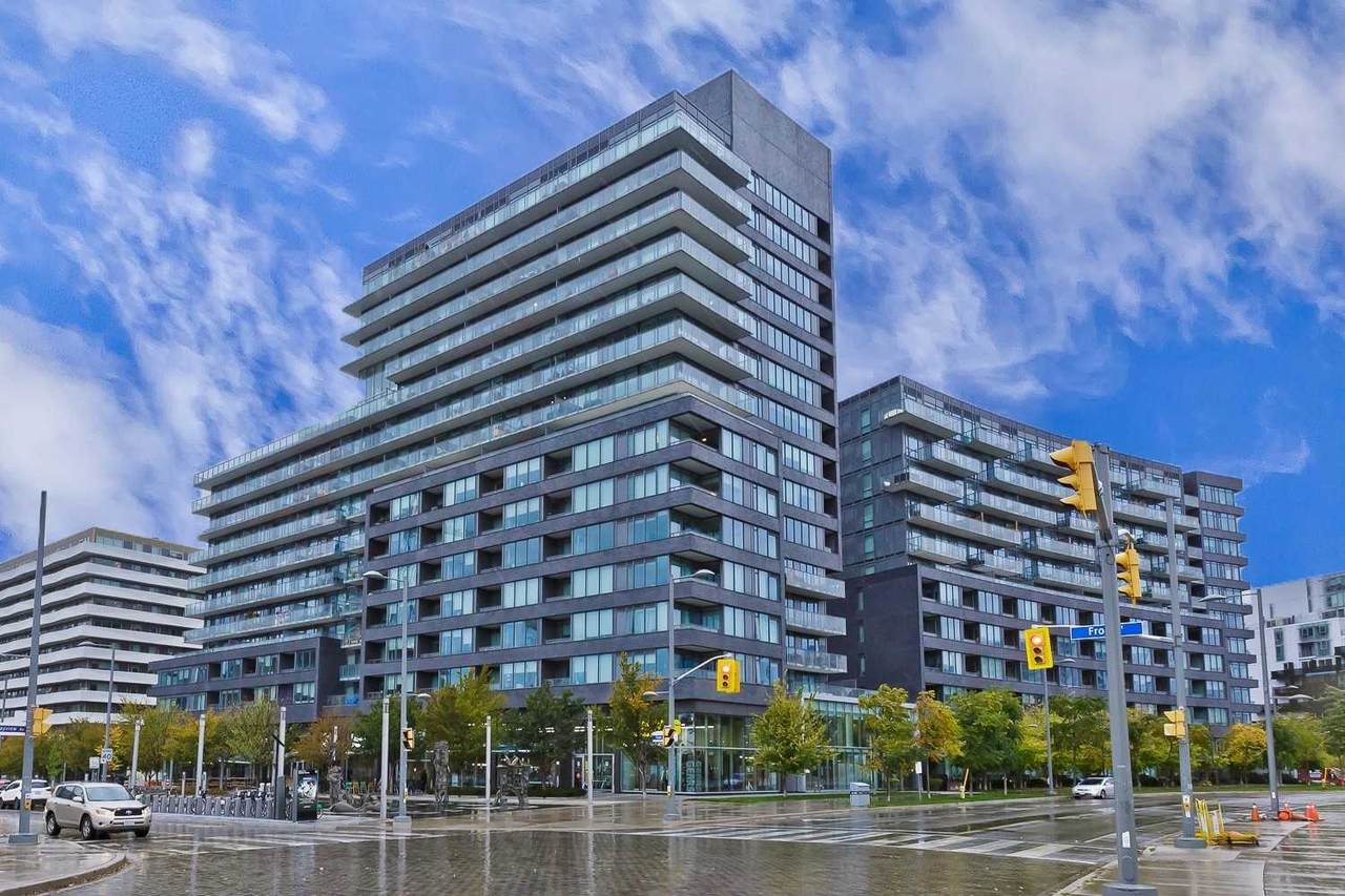 120 Bayview Ave - Photo 1