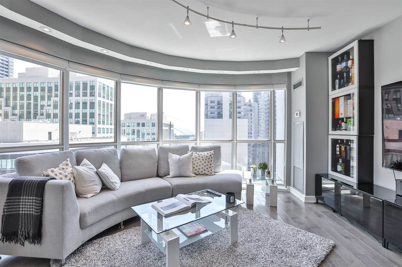 36 Blue Jays Way - Photo 1