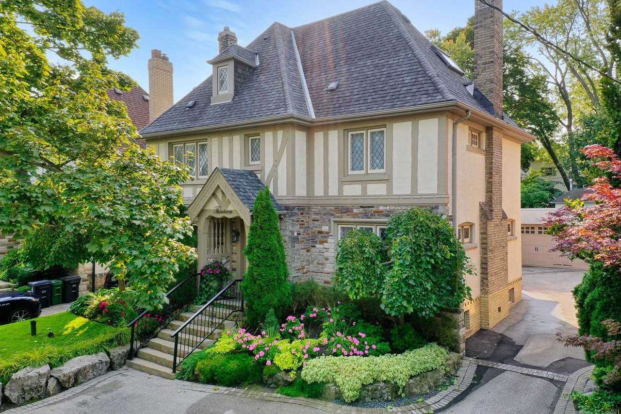 13 Hillholm Rd - Photo 1