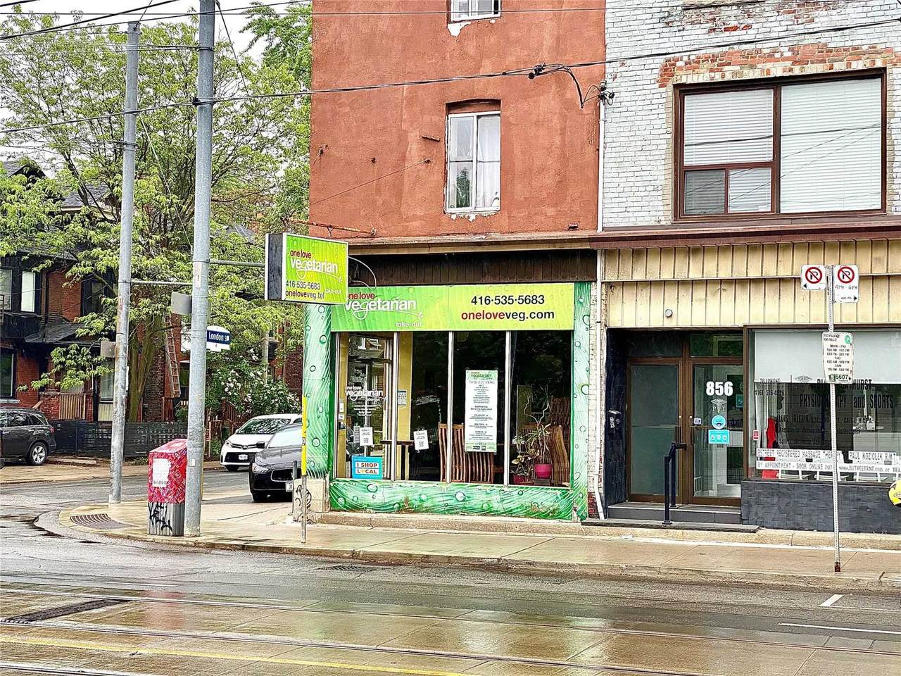 854 Bathurst St - Photo 1