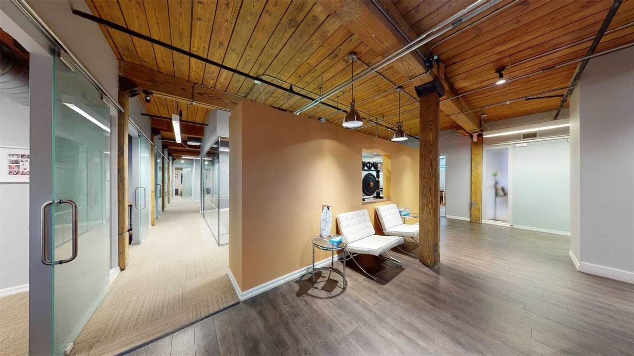 272 Richmond St - Photo 1