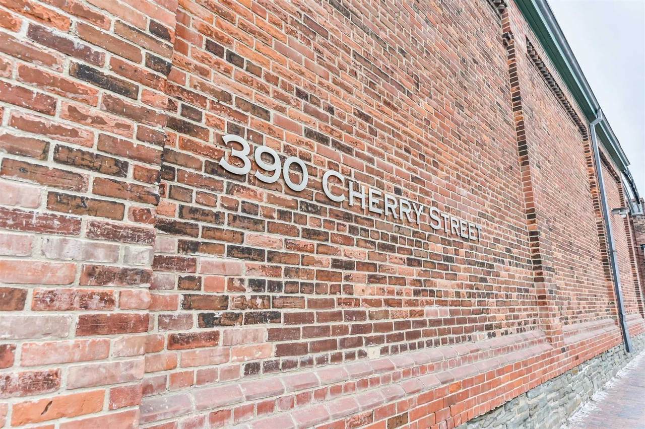 390 Cherry St - Photo 1