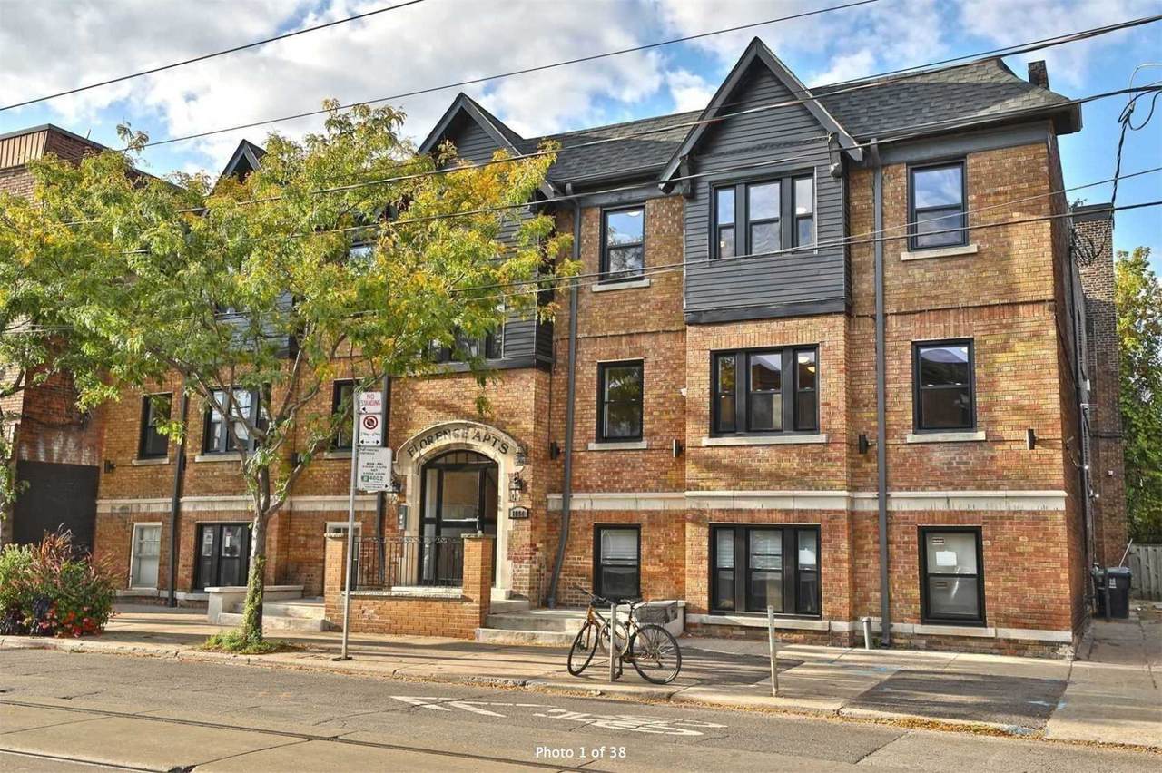 1094 College St - Photo 1