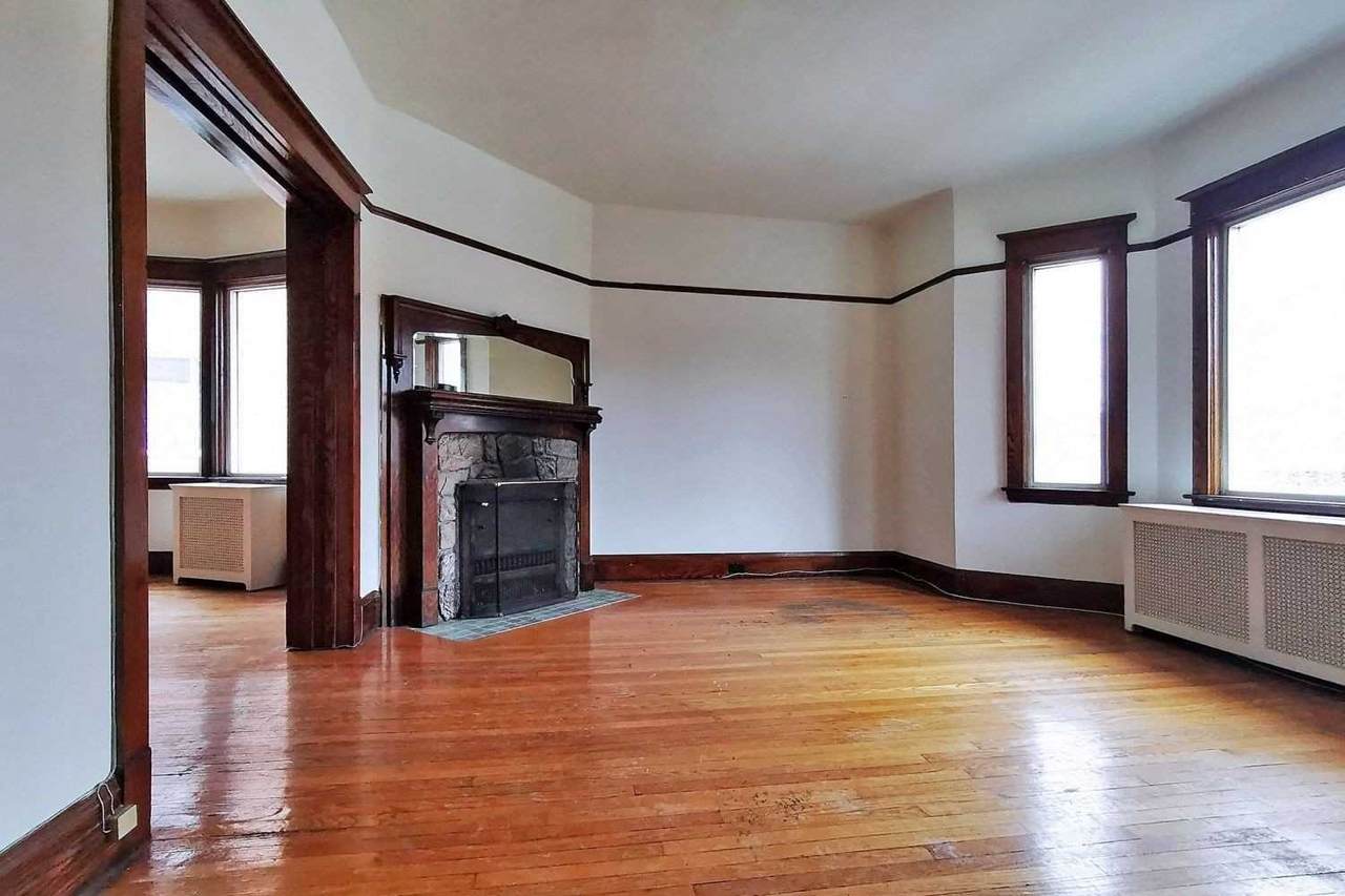 173 St. Clair Ave - Photo 1