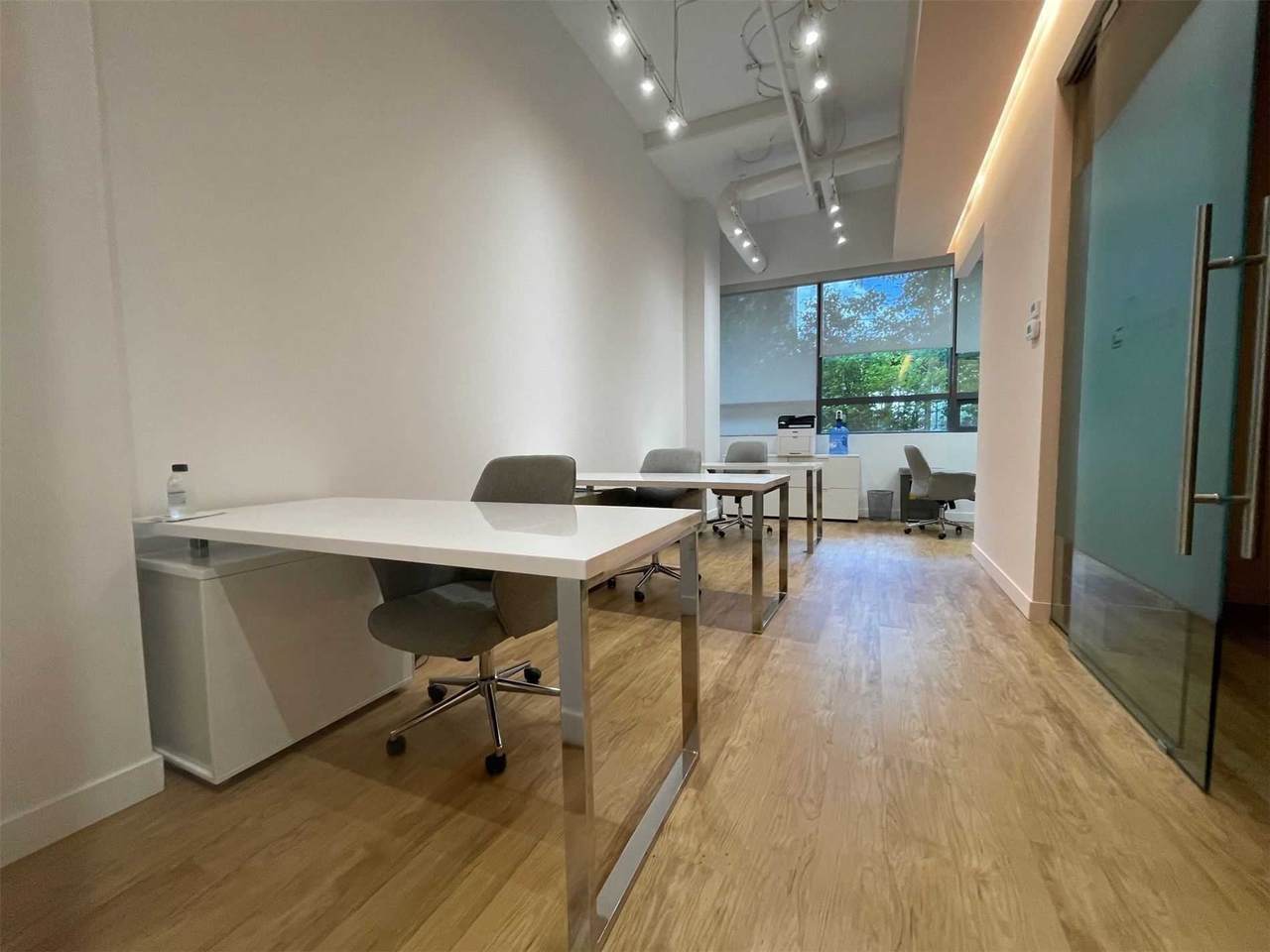 4789 Yonge St - Photo 1