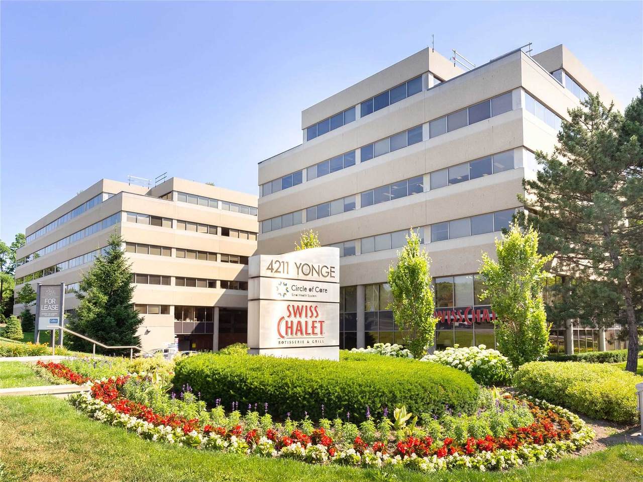 4211 Yonge St - Photo 1