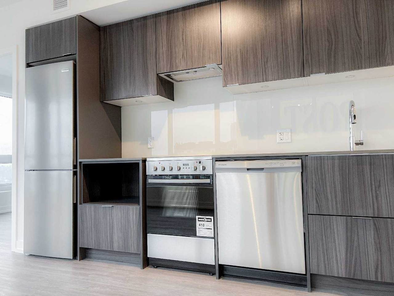 395 Bloor St - Photo 1