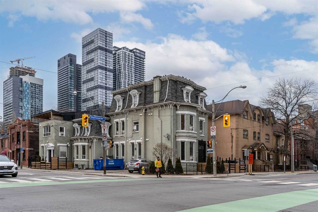 180 Sherbourne St - Photo 1