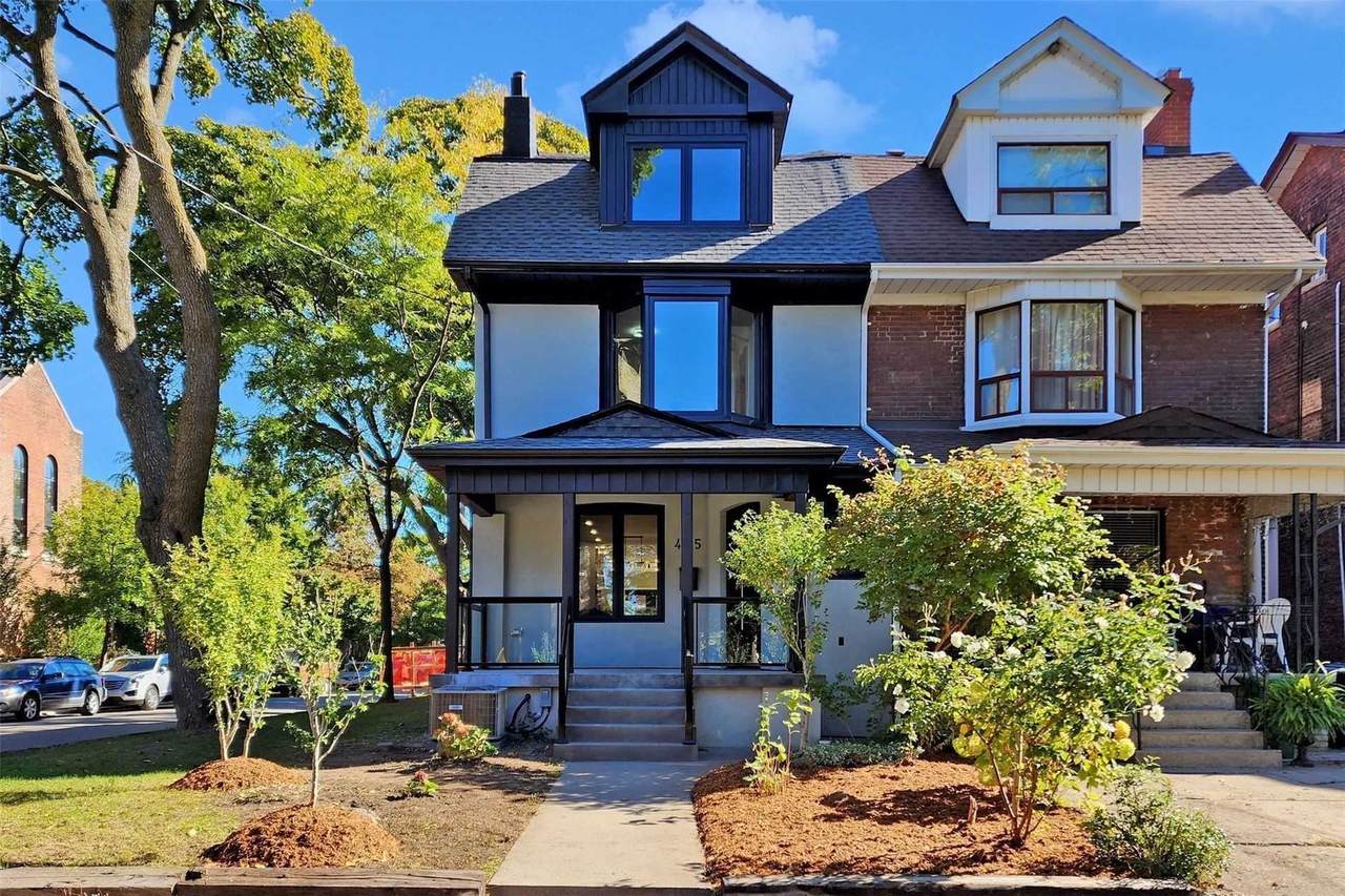 465 Manning Ave - Photo 1